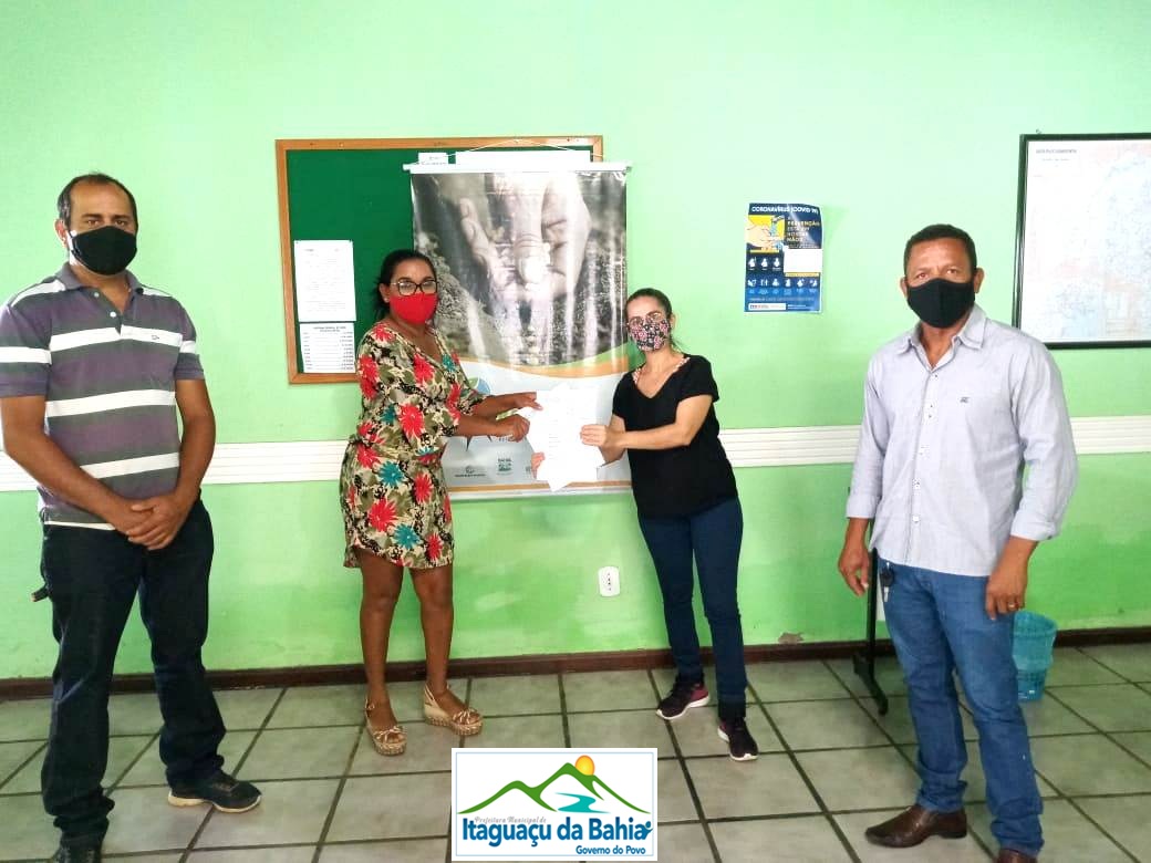 Assinatura de Convênio do Bahia Produtiva no valor R$ 50.000,00 pela a Presidente da Associação dos Pequenos Produtores Rurais Núcleo Nova Canaã- Itaguaçu da Bahia-BA.